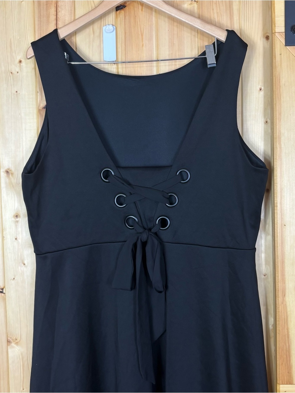 In Every Story Black Asymmetric Hem Midi Dress 2X Lace Up Adjustable Back - Picture 6 of 10